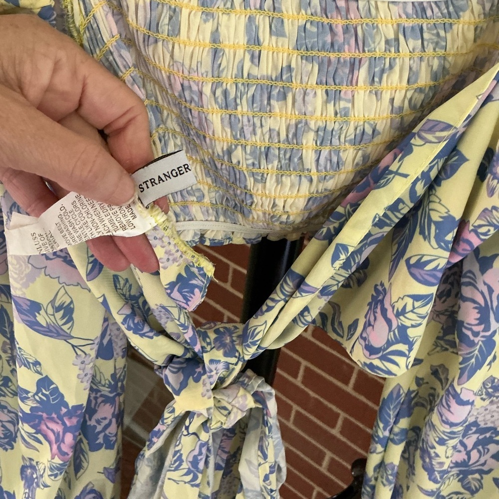 Strangers & Lovers Floral Wrap Crop Top Puff Sleeve Tieβ Front Size S Romantic - Picture 8 of 11